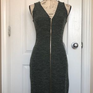 NWT Max + Ash bodycon zip front dress